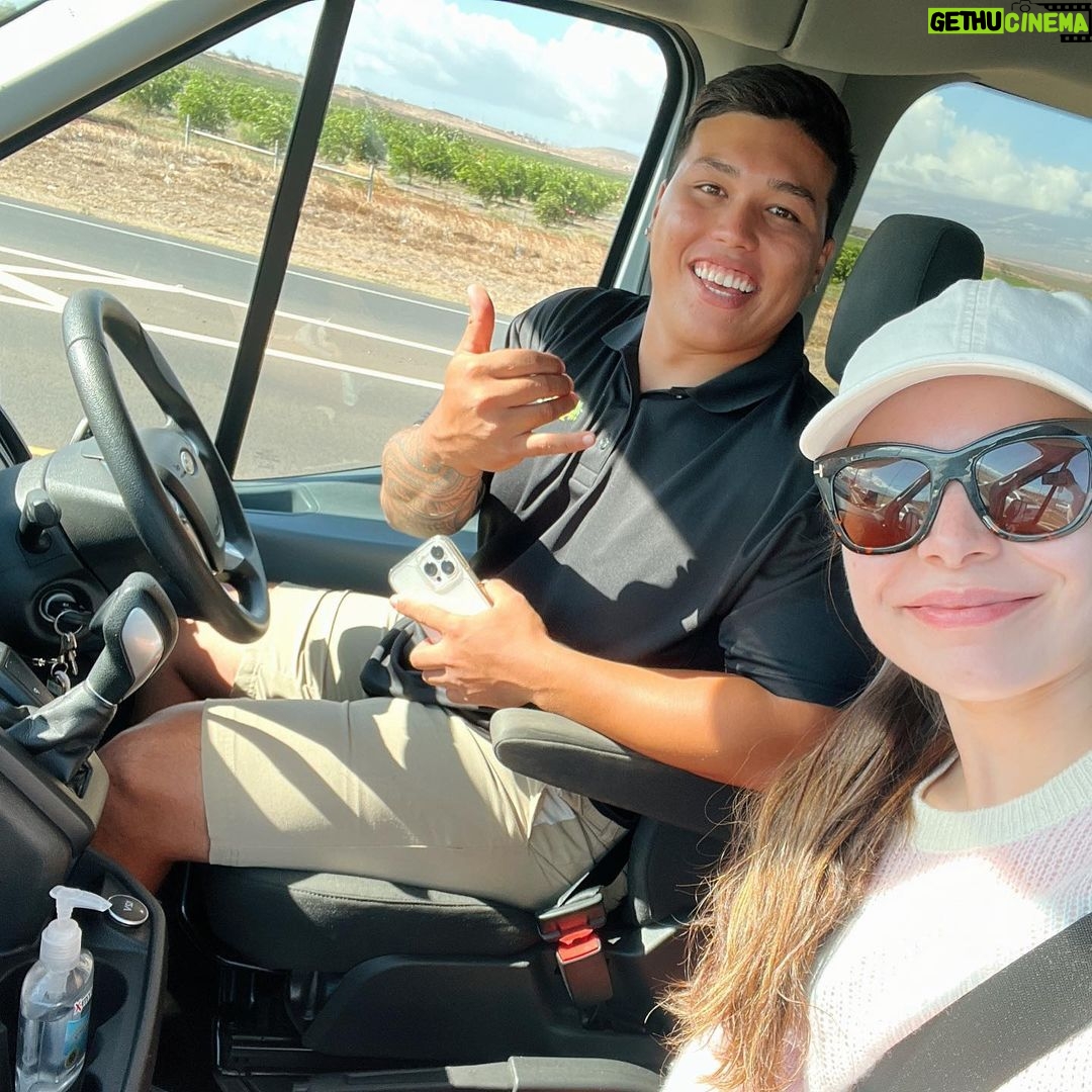 Miranda Cosgrove Instagram - Road to Hana 🚗🏝🐚