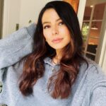 Miranda Cosgrove Instagram - Rainy day in LA🤍