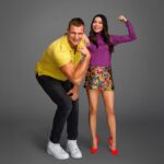 Miranda Cosgrove Instagram - Still can’t believe how tall @gronk is next to me 🤣 See you all April 9th for the @kidschoiceawards 💚