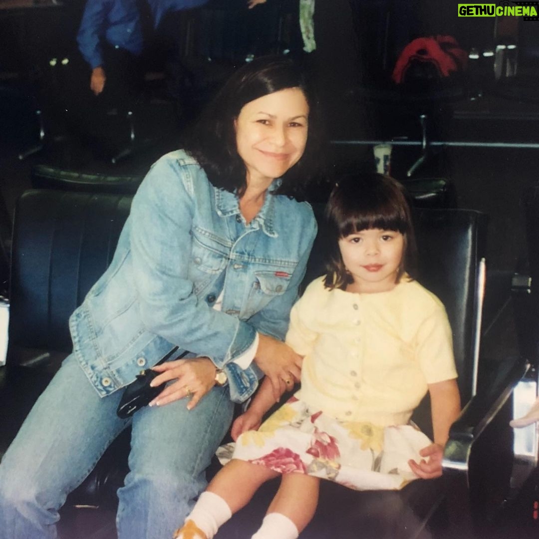 Miranda Cosgrove Instagram - Happy Mother’s Day to all the amazing moms out there ❤️