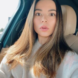 Miranda Cosgrove Instagram - When you realize Halloween is almost here and you don’t have a costume 🧡🖤🧡🖤