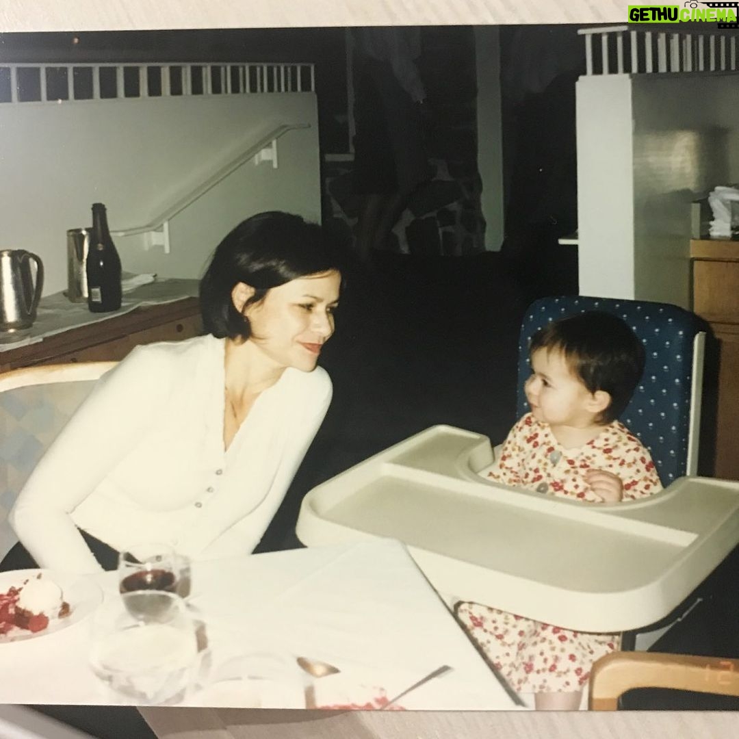Miranda Cosgrove Instagram - Happy Mother’s Day!