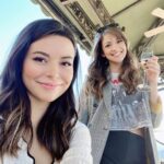 Miranda Cosgrove Instagram - Cheers 🥂