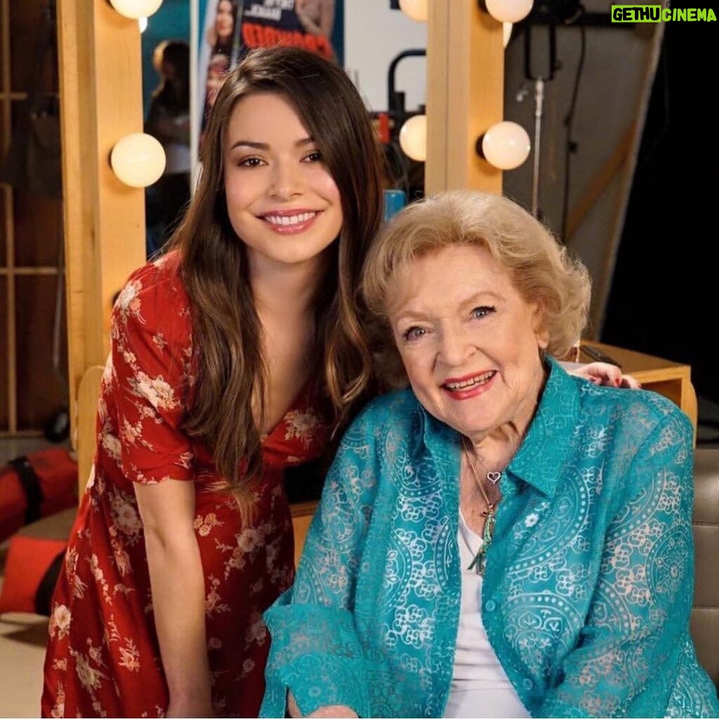 Miranda Cosgrove Instagram - Happy 97th Birthday to one of the sweetest most talented people I’ve ever had the pleasure of meeting.