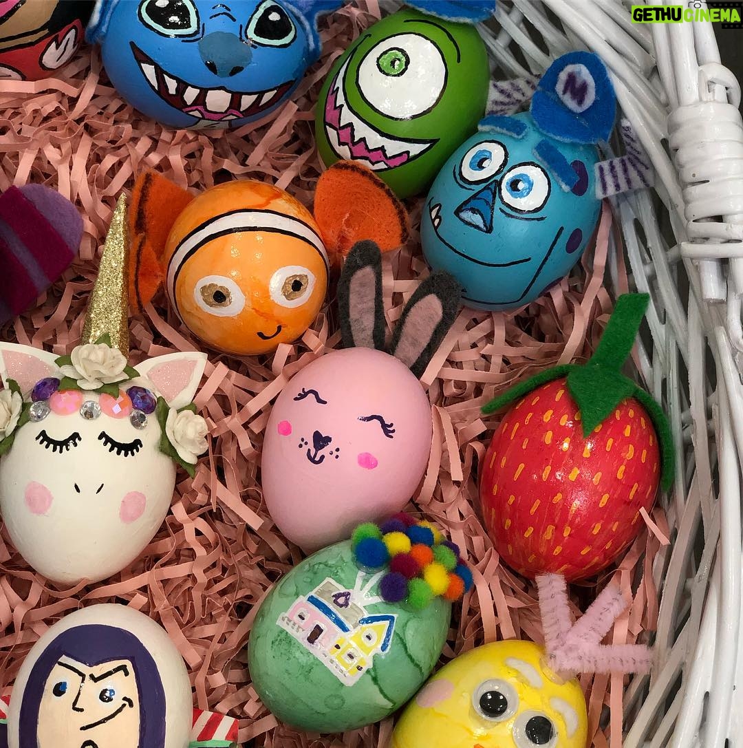 Miranda Cosgrove Instagram - Hope everyone had an amazing Easter! 🐰🥚🐥Here are my annual Easter Eggs. See if you can figure out which characters they are!