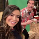 Miranda Cosgrove Instagram - You’re the funniest person I’ve ever met and the closest I’ll ever come to having a brother. Happy Birthday @jerrytrainor!!!