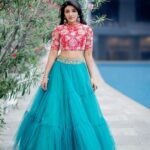 Mirna Menon Instagram - #NaaSaamiRanga Promotions 🧨 Stylist : @santhoshkumardesignstudio @stylist.santhoshkumar PC : @they_call_me_keshu Makeup : @satishbomana Hair : @sai_kanna__hd Jewels : @shopriyaaofficial Outfit : @harshithavarma.official