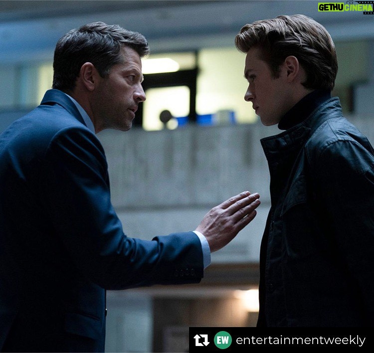 Misha Collins Instagram - Police procedure 101: Always hand evidence from the murder scene to your prime suspect, just in case you need their fingerprints on it later. (#CWGothamKnights premieres Tuesday at 9/8C. Let’s use it as an excuse for a massive get-together. Comment below to organize or find a watch party in your area!) bit.ly/EW_GothamK #Repost from @entertainmentweekly • Who murdered Batman? That's what Harvey Dent wants to find out on #GothamKnights. Watch Misha Collins as Harvey Dent interrogate Batman's son at our link in bio. 📷: Jasper Savage/The CW
