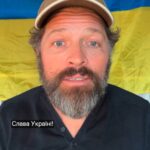 Misha Collins Instagram - Тримайся, Україно. Ми з тобою. Слава Україні! (Slava Ukraini!) 💙💛🇺🇦 LINK IN BIO #Repost from @u24.gov.ua • Роберт Де Ніро, Катрін Денев, Imagine Dragons, Боно, Гіларі Свенк, Вігго Мортенсен, Емма Томпсон, Стівен Фрай — понад 30 світових зірок та амбасадорів UNITED24 звернулися до українців зі словами підтримки. Дякуємо кожному, хто був з Україною впродовж цих двох років. Дякуємо кожному, хто залишається з нами. #united24 #thepoweroffreedom #Standwithukraine Robert De Niro, Catherine Deneuve, Imagine Dragons, Bono, Hilary Swank, Viggo Mortensen, Emma Thompson, Stephen Fry — over 30 world stars and UNITED24 ambassadors have addressed Ukrainians with words of support. We thank everyone who has been with Ukraine during these two years. Thank you to everyone who is standing with us.