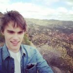 Mitchell Hope Instagram - Wanted to go to the beach, ended up hiking Topanga canyon #americanoutback