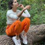 Mithila Palkar Instagram - There’s a 🐒 on the 🌳