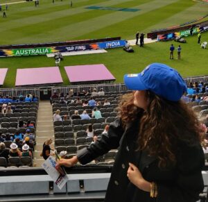 Mithila Palkar Instagram - Everything is a throwback, including the song. But emotion is the same only - INDIAAAAA…INDIA! 🇮🇳 Chalaaa Chalaaaa! 🥳 #IndvsAus #WorldCupFinals2023