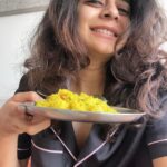 Mithila Palkar Instagram - Only best way to start your day, your week, your month, your year - eat पोहे! Okay, bye! Happy New Year! ✨ #2024
