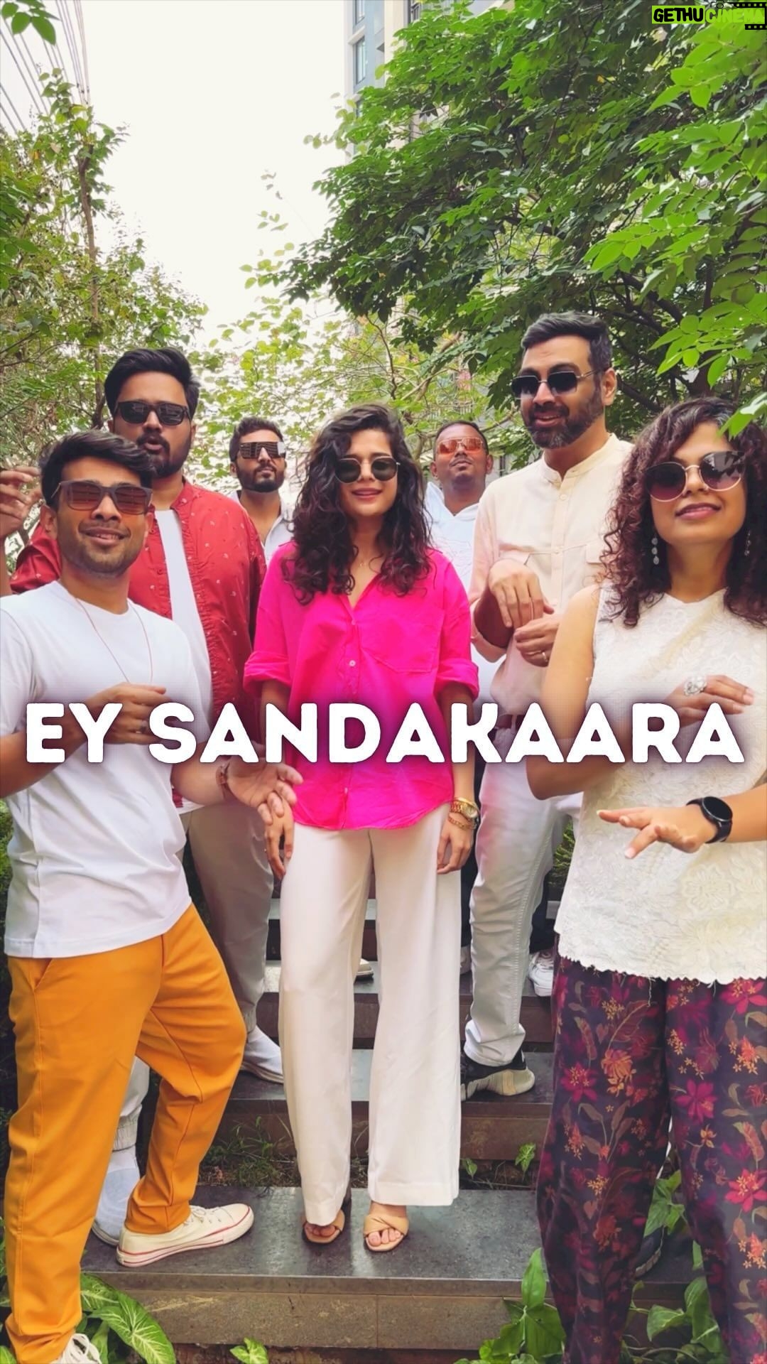 Mithila Palkar Instagram - The funnest musical collaboration with the funnest bunch! #EySandakaara This insanely talented bunch let me sing with them while they played along, with NO INSTRUMENTS! It was such a joy doing this with them ♥️ We are big fans of this song and the makers. So here’s a shout out to @musicsanthosh @dhee___ @actormaddy @ritika_offl 🥳