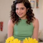 Mithila Palkar Instagram - It’s not just love at first sight, looking at my V-Guard BLDC Insight G Fan and it’s beautiful design, I think it’s love at every sight. 😍 What more? It saves up to 50% on energy bill ! @vguardonline is my perfect match! #Ad #VGuard #VGuardFan #InsightG #BLDC