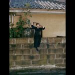 Mitsuki Takahata Instagram - #週刊文春 🌆 手が伸びた。 @picpicpiczo