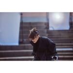 Mitsuki Takahata Instagram – 集中すればするほどアゴが出てくるこの現象に、誰か名前をつけて。笑

動画は　@voguejapan の公式YouTubeにて公開中💃🕺
