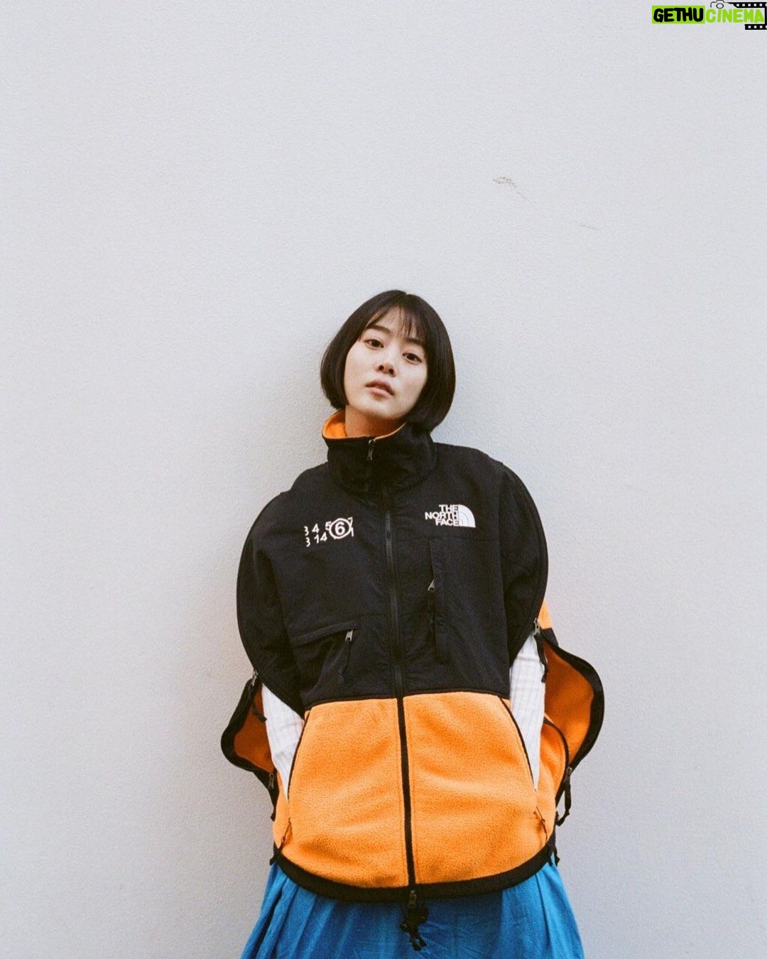 Mitsuki Takahata Instagram - 🎁Thank you🟠🟦 @maisonmargiela × @thenorthface 📸 @photsuji 