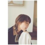 Mitsuki Takahata Instagram - 暑いんか寒いんかどっちかにしてぇえ〜 と、私の身体は悲鳴をあげておりますが☺️ 皆さんいかがお過ごし？お元気？ もう冬布団出した？ #纏い纏われふりふられ #不定期私服連載 @photsuji 私は毎日撮影頑張ってますすす