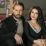 Mohamad Al Ahmad Instagram - كل الخيانات بتنكشف أو في حكايات بتبقى مخباية؟ قولكن قصة سحر وهادي رح تنكشف؟ @maguyboughosn #للموت #mohamad_al_ahmad #mohamad_alahmad #محمد_الأحمد @alaahasan.ph