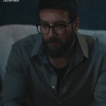 Mohamad Al Ahmad Instagram - تحول في الشخصيات آقل ما يقال عنه إنه… مرعب! غدًا موعدنا مع آخر حلقتين من #الحجرة بأحداث مثيرة وغير متوقعة.. مستعدين؟🤯 #STARZPLAY #القصة_عندنا #أعمال_ستارزبلاي_الأصلية #TheChamber #ستارزبلاي