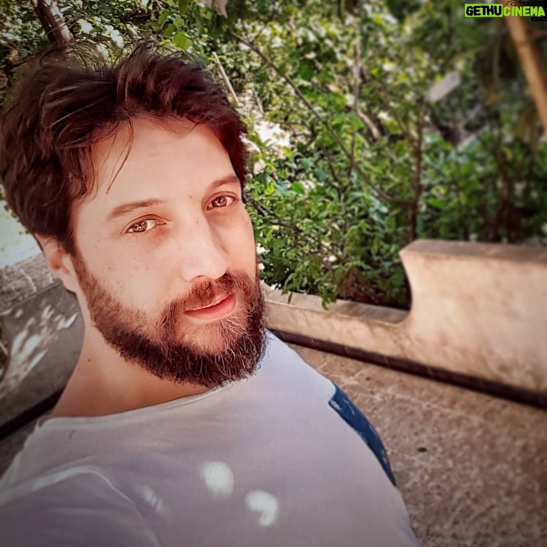 Mohamad Al Ahmad Instagram - #mohamad_alahmad #mohamad_al_ahmad #محمد_الاحمد 😁😁😁😁 وينعاد عليكم بالخير Homs, Syria