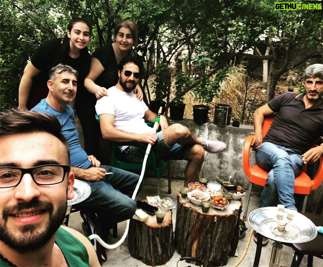 Mohamad Al Ahmad Instagram - #mohamad_alahmad #mohamad_al_ahmad #محمد_الاحمد #محمد_الأحمد والجمعة الحلوة والناس الطيبين .. ❤️❤️❤️❤️ Safita