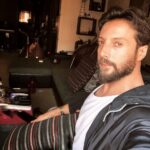 Mohamad Al Ahmad Instagram - #mohamad_alahamad #mohamad_al_ahmad يسعد اوقاتكن من بعد غياب 🙃