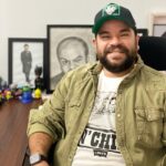 Mohamed Abdel Rahman Instagram - لا تنتظر جميلاً من إحدهما فأنت مصباح نفسك.. اقولك على حاجة ولا تنتظر نفسك خليها على الله #تنمية_بشرية