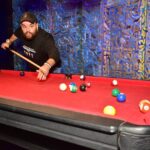 Mohamed Abdel Rahman Instagram – مش عارف ليه بالعب البلياردو ببوقي 😂😂🎱
@derby_lounge