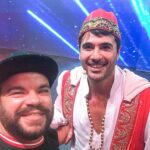 Mohamed Abdel Rahman Instagram – اتشرفت واتبسطت جداً بحضور مسرحية #علاء_الدين للنجم الكبير #أحمد_عز وكل النجوم كريم وثروت وجمعه وعم سامي وتارا وهشام الحبايب المشاركين ف المسرحية والمنتج والمخرج الكبير  مجدي الهواري.. شكراً على حسن استقبالكم بجد كان يوم حلو ❤️❤️