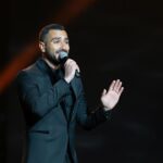 Mohamed Al Sharnuby Instagram - من حفل تكريم عمي الموسيقار الكبير صلاح الشرنوبي مبسوط اني كنت جزء من ليلة كبيره و ضخمه فيها اكبر نجوم الوطن العربي شكراً معالي المستشار تركي آل الشيخ على هذا التكريم الكبير وعلى وجودي في ليله مميزه جداً بالنسبه لي شكراً شركة بنش مارك على التنظيم الرائع @turkialalshik @salahsharnouby @benchmarkksa @mohammedzaki.h @zakihasanain Suit by @moamenawadofficial