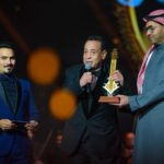 Mohamed Al Sharnuby Instagram - من حفل تكريم عمي الموسيقار الكبير صلاح الشرنوبي مبسوط اني كنت جزء من ليلة كبيره و ضخمه فيها اكبر نجوم الوطن العربي شكراً معالي المستشار تركي آل الشيخ على هذا التكريم الكبير وعلى وجودي في ليله مميزه جداً بالنسبه لي شكراً شركة بنش مارك على التنظيم الرائع @turkialalshik @salahsharnouby @benchmarkksa @mohammedzaki.h @zakihasanain Suit by @moamenawadofficial