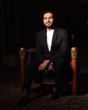 Mohamed Al Sharnuby Instagram - From the @redseafilm Festival 

📸 @soma_photography19 
Suit by @moamenawadofficial