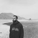 Mohamed Al Sharnuby Instagram - كان نفسي انسى كلمة ما باليد حيلة ال acoustic version من #كان_نفسي موجوده دلوقتي على كل المنصات
