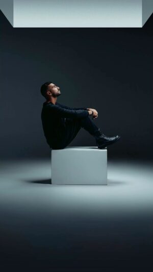 Mohamed Al Sharnuby Instagram - كان نفسي “acoustic version” موجوده دلوقتي على كل المنصات 
اسمعوها وقولوا لي رأيكم 🤍
#gamma_music
#شرنوبي
@mahermallakh
@mostafanasser.official
@mohamedgaber
@mostafa_gaber
@mennashouman
 @gammamusic
