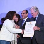 Mohamed Mamdouh Instagram - مبروك نادين خان ومبروك فريق عمل أبو صدام وشركة سي سينما برودكشنز شهادة مهرجان جمعية الفيلم السنوي لفيلم ابو صدام ضمن احسن سبعة افلام عرضت عام ٢٠٢١.. فخور بيكم كلكم وكان نفسي اكون موجود معاكم بس السفر منعني ♥️ @seacinemaproductions