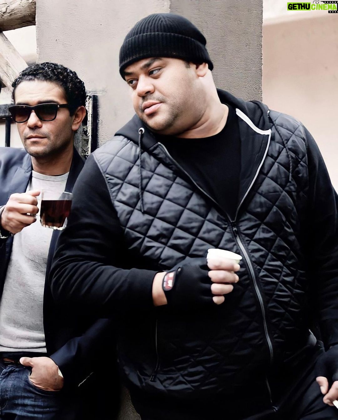 Mohamed Mamdouh Instagram - @asser_yassin كل سنة وانت طيب وبخير وناجح يارب ومحقق كل اللي تتمناه .... السرفيس ☠️