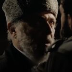Mohamed Mamdouh Instagram - الساحر بيشرحلنا درس بسيط عن شخصية عبد الملك زرور وصعوبة تحضيرها.. حاجة جميلة انك تبقى مصدر الهام لناس كتير ومعلم معاهم بالشكل ده حتى وانت مش موجود.. محمود عبد العزيز كان مدرسة ومازال مصدر الهام.. الله يرحمه.