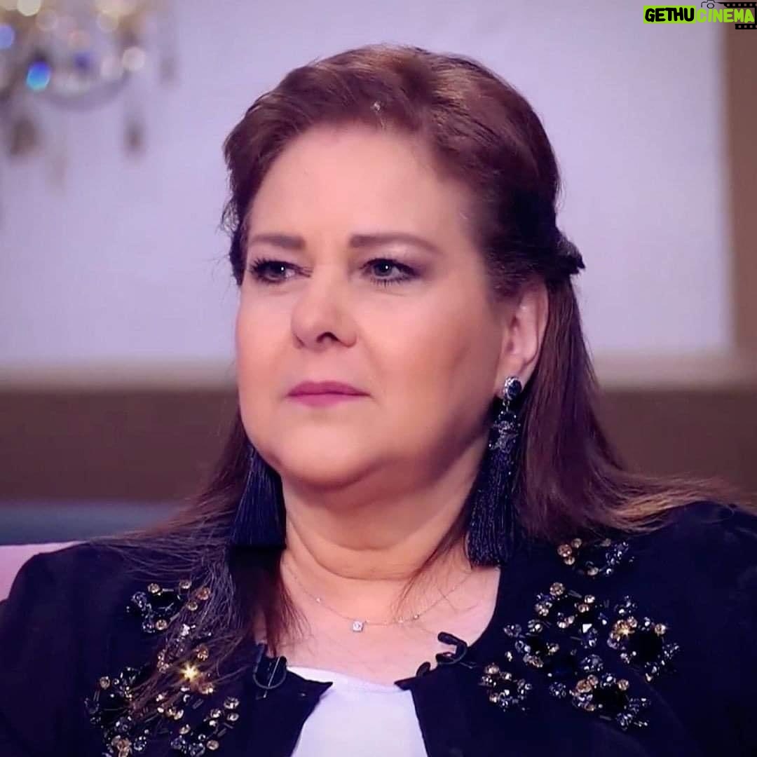 Mohamed Mamdouh Instagram - إنا لله وإنا اليه راجعون.. الفنانة العظيمة الام دلال عبد العزيز.. ربنا يرحمك يارب ويغفرلك ويسكنك فسيح جناته ويصبرنا على فرقك. ارجوا منكم الدعاء بالرحمة والمغفرة.