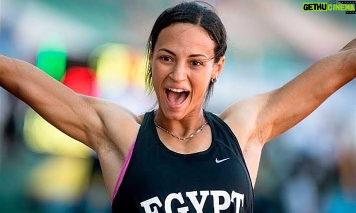 Mohamed Mamdouh Instagram - بسنت حميدة كسبت ميدالية دهبية في سباق ١٠٠ متر عدو بدورة العاب البحر المتوسط.. مبروك يا بنت مصر 🇪🇬 شرفتينا ورفعتي راسنا 🇪🇬♥️