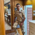 Mohamed Ragab Instagram – تشرفت بتجسيد دور الشهيد البطل المقدم : أحمد عبدالحميد الدرديري أحد أبطال القوات المسلحة المصرية
”وَلَا تَحْسَبَنَّ الَّذِينَ قُتِلُوا فِي سَبِيلِ اللَّهِ أَمْوَاتًا بَلْ أَحْيَاءٌ عِنْدَ رَبِّهِمْ يُرْزَقُونَ”..
ضيف شرف إن شاء الله ينال إعجابكم 🙏
إنتاج : تامر مرسي
إشراف عام : حسام شوقي
إخراج : محمد سلامة
#الكتيبة_101 #رمضآن_2023