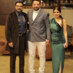 Mohamed Ragab Instagram – تهنئة قلبية لصديقي الإعلامي أحمد الهواري و الإعلامية يمنى علي مع خالص تمنياتي بحياة سعيدة لأحلي عروسين