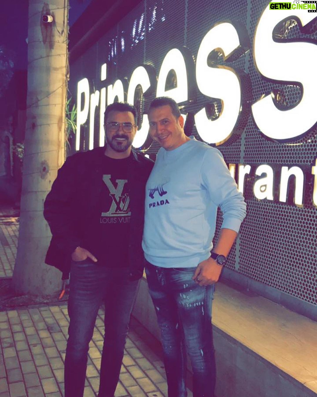 Mohamed Ragab Instagram - العمدة الغالي💪💕