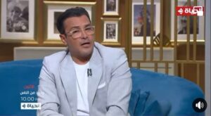 Mohamed Ragab Instagram - انتظروني يوم الاتنين الساعه عاشرة مساءً مع دكتور عمرو الليثي