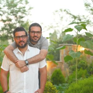 Mohsen Kiaei Instagram - با داداش کوچیکه ❤
@miladkiaei.art
