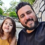Mohsen Kiaei Instagram - مسخره بازیِ پدر دختری 🥴🥴😉🌹❤