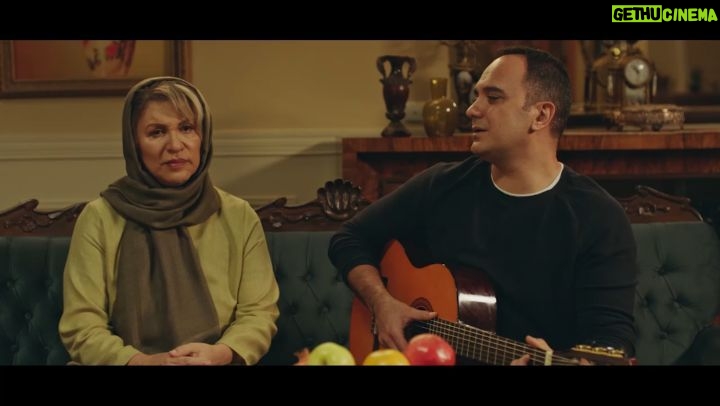 Mohsen Kiaei Instagram - لیلا وپیمان چه در سر دارند؟! . قسمت سوم #هم_گناه، به کارگردانی مصطفی کیایی و نویسندگی محسن کیایی و علی کوچکی منتشر شد. . در قسمت سوم همگناه،فریبرز همچنان تلاش می کند تا با پیمان حرف بزند ،او نمی داند که لیلا زنده است ،لیلا و پیمان چه در سر دارند ... . همگناه، را روزهای دوشنبه از فیلیمو و نماوا ، ببینید؛ تا با خبر شوید در سر همگناهان، چه چیزی میگذرد. . @hamgonah.series @filimocom @namava_ir . #هم_گناه#همگناه#مصطفی_کیایی#پرویزپرستویی#هدیه_تهرانی#محسن_کیایی#حبیب_رضایی#رویاتیموریان#مسعودرایگان#هنگامه_قاضیانی#مهدی_پاکدل