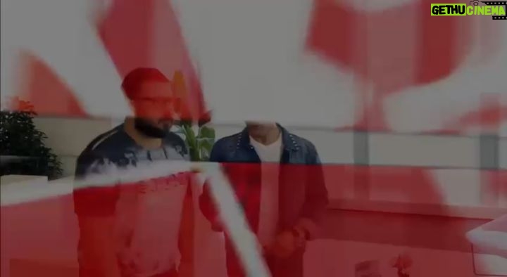 Mohsen Kiaei Instagram - ساخت ایران دو چهارشنبه هر هفته به صورت منظم با کارت هدیه توزیع میشود .
