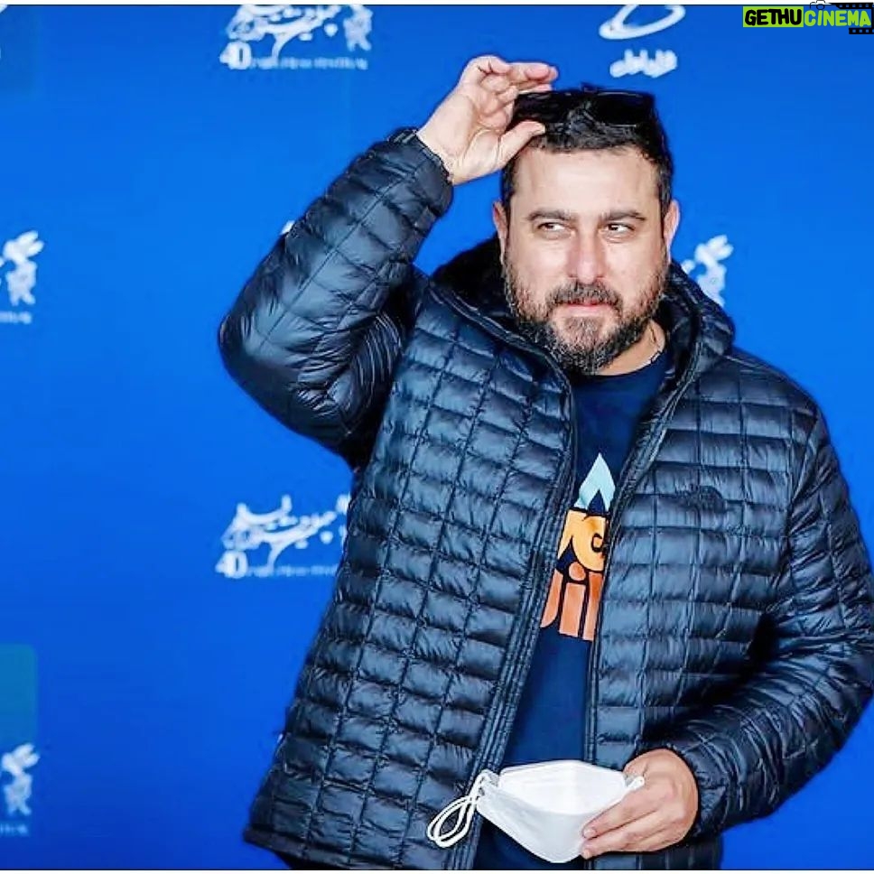 Mohsen Kiaei Instagram - فجر امسال هم تمام شد با تمام اتفاقتش ،تجربه کار با آقای میرکریمی بهترین اتفاق این جشنواره برای من بود ،منی که دیگر هیچ امیدی به جشنواره شدن این جشنواره ندارم